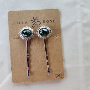 Noelle (green) Bobbies